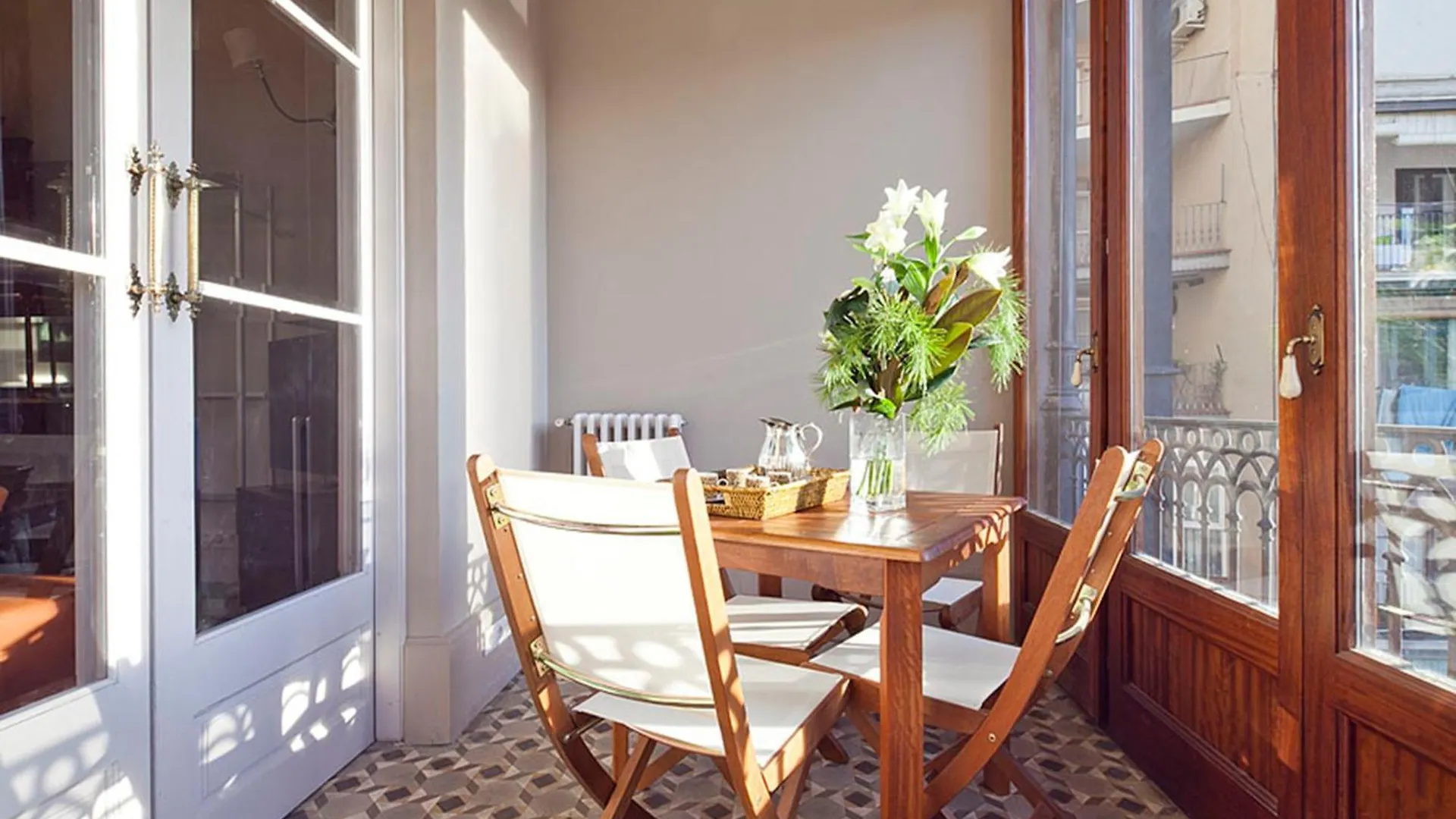 My Space Emirates - Apartments In Rambla De Catalunya Barcellona