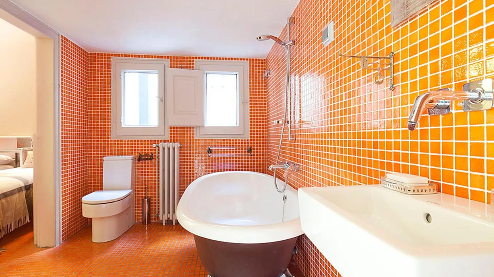 My Space Emirates - Apartments In Rambla De Catalunya Barcellona Spagna
